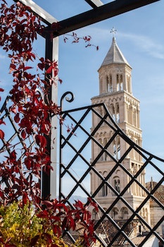 Slavija Culture Heritage Hotel