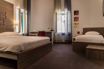 Slavija Culture Heritage Hotel