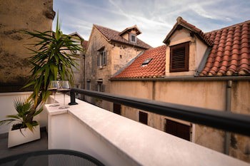 Slavija Culture Heritage Hotel