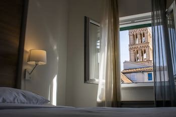 Slavija Culture Heritage Hotel