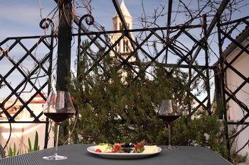 Slavija Culture Heritage Hotel