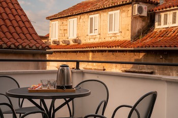Slavija Culture Heritage Hotel