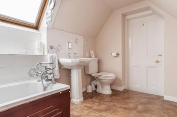 Aynetree Guest House