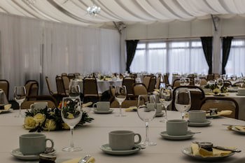 Alona Hotel