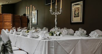 Alona Hotel