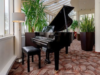 Alona Hotel