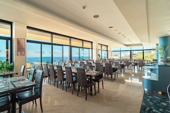Muthu Raga Madeira Hotel