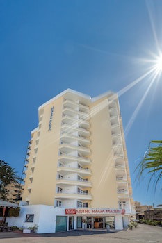 Muthu Raga Madeira Hotel