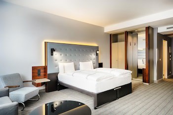 Premier Inn Koln City Mediapark galeri fotoğrafı