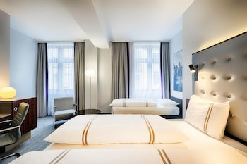 Premier Inn Koln City Mediapark galeri fotoğrafı