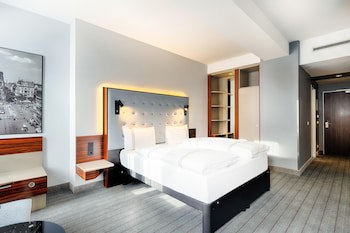 Premier Inn Koln City Mediapark fotoğrafı