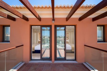 Monte Santo Resort
