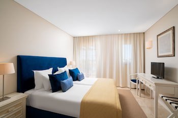 Monte Santo Resort