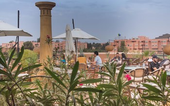Amani Hotel Suites & Spa