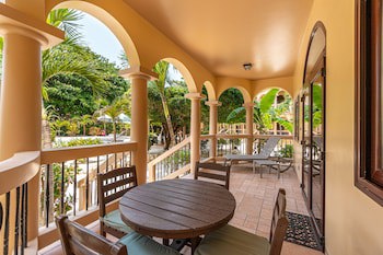Coco Beach Resort