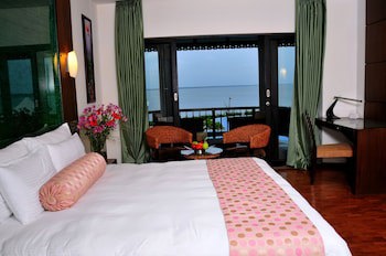 Ramada Resort By Wyndham Kochi