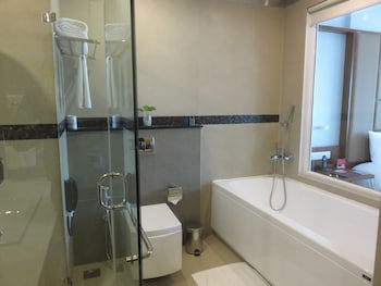 Ramada Resort By Wyndham Kochi