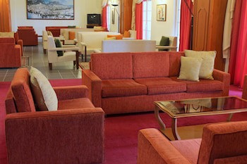 Famissi Eden Hotel