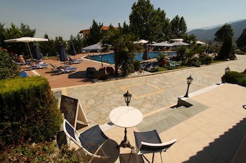 Famissi Eden Hotel