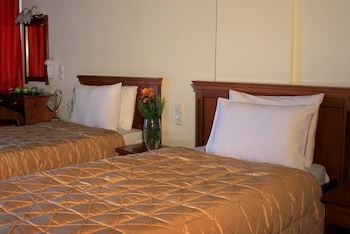 Famissi Eden Hotel