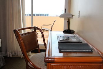 Radisson Colon 2,000 Hotel & Casino