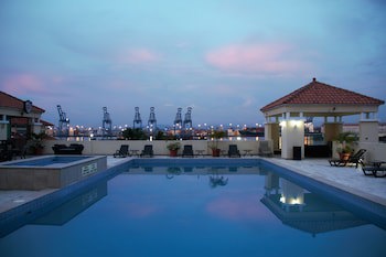 Radisson Colon 2,000 Hotel & Casino