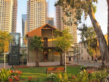 Crowne Plaza Tel Aviv City Center, An Ihg Hotel