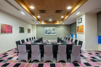 Crowne Plaza Tel Aviv City Center, An Ihg Hotel