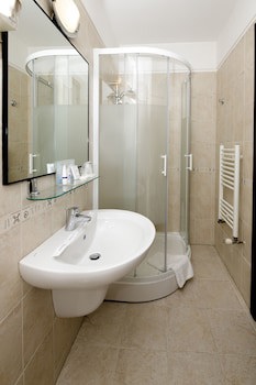 Atrium Hotel Ateneu City Center