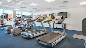 Holiday Inn Express Leigh - Sports Village, An Ihg Hotel