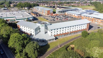 Holiday Inn Express Leigh - Sports Village, An Ihg Hotel
