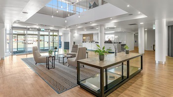 Holiday Inn Express Leigh - Sports Village, An Ihg Hotel