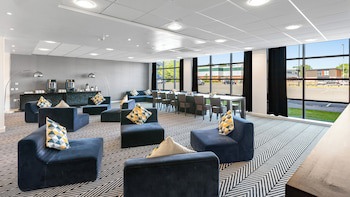 Holiday Inn Express Leigh - Sports Village, An Ihg Hotel