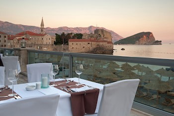 Avala Resort & Villas