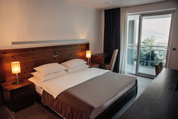 Avala Resort & Villas