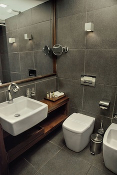 Avala Resort & Villas