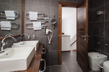 Avala Resort & Villas