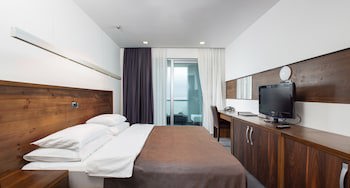 Avala Resort & Villas