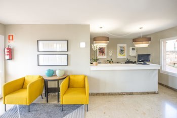 Flipflop Surfing Playa Apartments
