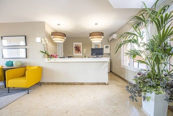 Flipflop Surfing Playa Apartments