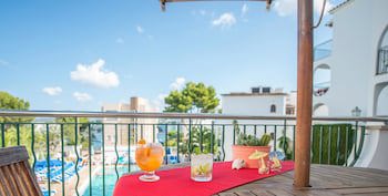 Flipflop Surfing Playa Apartments