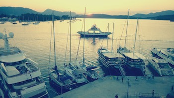 Manessi City Hotel
