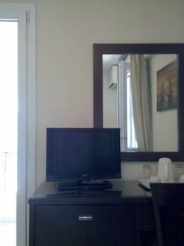 Manessi City Hotel