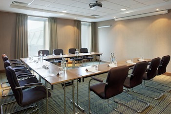 Holiday Inn Stevenage, An Ihg Hotel