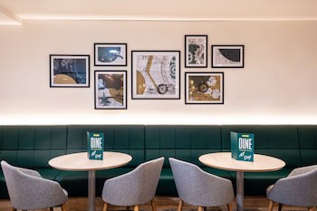 Holiday Inn Stevenage, An Ihg Hotel