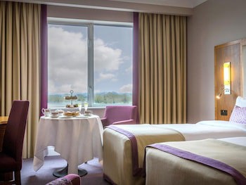 Charleville Park Hotel & Leisure Club