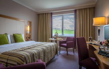 Charleville Park Hotel & Leisure Club