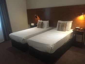 Best Western Plus Aston Hall Hotel