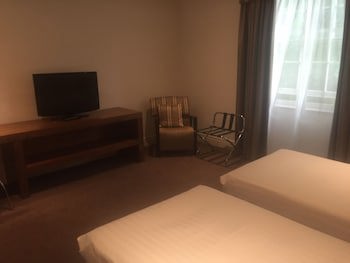 Best Western Plus Aston Hall Hotel