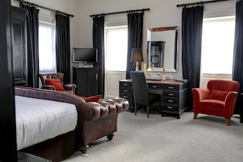 Best Western Plus Aston Hall Hotel